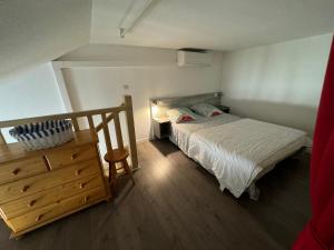 Maisons de vacances Maisonnette climatisee dans residence naturiste : photos des chambres