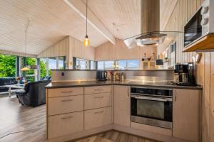 Amazing Home In Ebeltoft With 3 Bedrooms And Internet