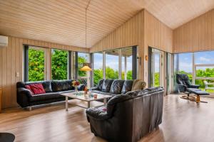 Amazing Home In Ebeltoft With 3 Bedrooms And Internet