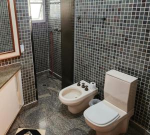 Pitangueiras prox Praia 10 pessoas ar condicionado