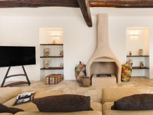 CASALE RONDINELLA 6&2, Emma Villas