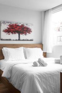 Ultima, Nilie Hospitality MGMT