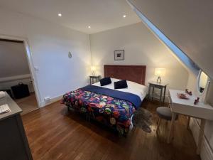 B&B / Chambres d'hotes LE PRIEURE DE BUFFON : photos des chambres