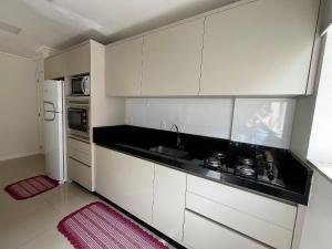 A91 - Varadero - Apartamento de 02 dormitórios em Bombas.