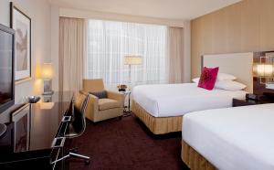 Queen Room - Disability Access/Non-Smoking room in Hyatt Regency New Orleans