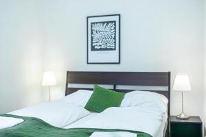 Affordable 2BR Apt-Near Wiener Stadthalle