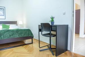 Comfortable 2BR Apt, Near Wiener Stadthalle