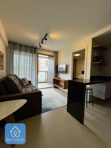 Quarto e Sala Aconchegante no Barra Conceito