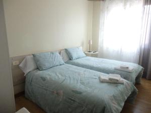 Apartment (6 Adults) room in Alojamientos Olga