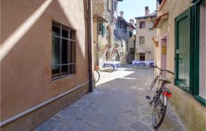 Stunning Apartment In Rivignano Teor