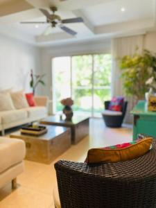 Modern Comfort - Spacious 2BR in Walled City