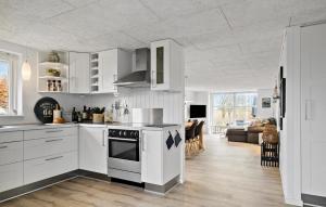 Cozy Home In Haderslev With Wifi