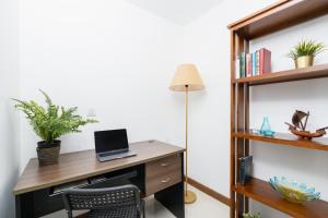 The Alfred Fern - Modern 2-Bedroom Apartment with Pool in Prime Colombo 3