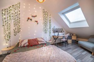 Maisons de vacances Maison familiale a Spay avec piscine, jeux & piano : photos des chambres
