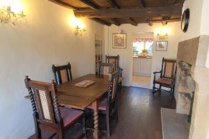 Tudor Cottage Hope Valley