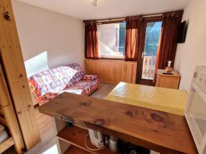 Appartements Charmant Studio 4 Pers. - Proche des Pistes et Commerces, Calme et Ensoleille - FR-1-265-323 : photos des chambres
