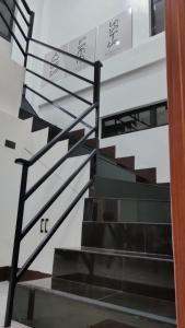 2 Bedroom 2 Storey Near Robinsons Marasbas