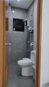 2 Bedroom 2 Storey Near Robinsons Marasbas