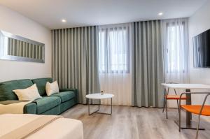 BSE15 Apartments 2E, a Home in Madeira