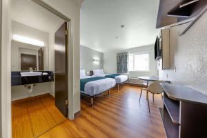 Motel 6-Seattle, WA - Sea-Tac Airport South