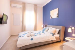 Apartment near Onassis cultural center