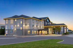 Days Inn by Wyndham Steinbach