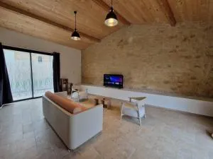 Maison agréable en pierre - Lussac