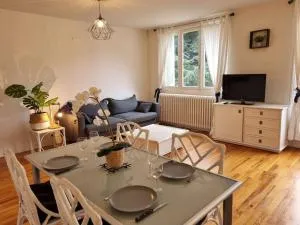 Grand T2 centre ville proche pistes ski et thermes - Trébons-de-Luchon