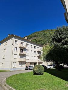 Appartements Grand T2 centre ville proche pistes ski et thermes : photos des chambres