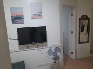 Staycation! Daily, weekly, monthly!