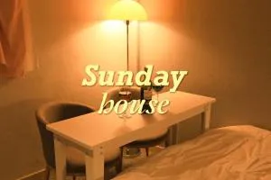 Sunday House 3 - Seul
