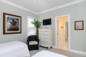 Sandcastle Lower by Bryant Real Estate