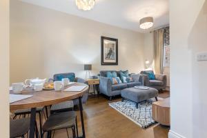 No 4 - Oak Tree Cottage - Pass the Keys