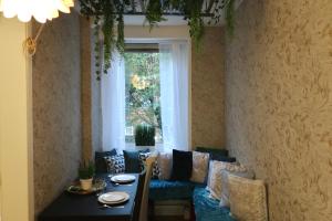 Stylish 3-bed apartment in London within walking distance to tube stations