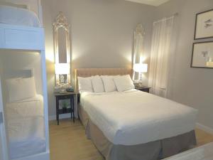 Crystal View Condominium 402 by Newman-Dailey