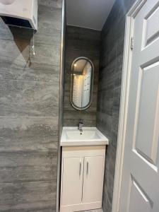 Premium studio flat rental