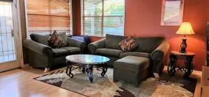 Quiet desert getaway with ping-pong, BBQ, citrus - 凤凰城