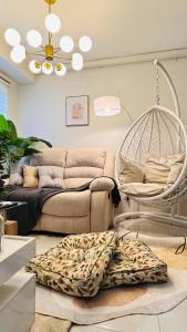 3BR Stylish Condo Serenity Awaits