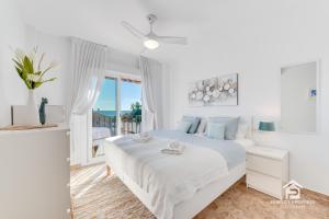 Apartment Castillo by Beach Sea View