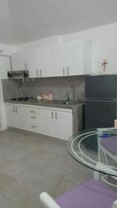 Doña Mayra Aparta Hotel