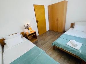 Apartmani Mare Domus, Mandre