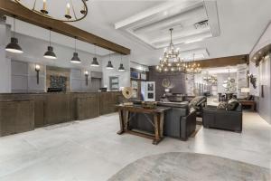 Prestige Radium Hot Springs Resort, WorldHotels Crafted