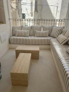 Il Convento Logement luxueux avec jacuzzi au cœur de Monopoli