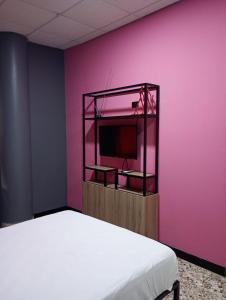 Unidades Privadas con AC-TV-WiFi y Estacionamiento en Centro de MTY