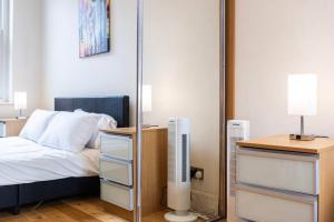 Comfy 2-Bed Flat On Upper St - Next To Tube