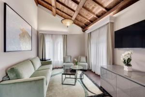 Executive King Suite