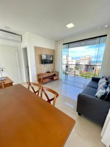 Linda Cobertura Duplex 4 Suítes 150 metros do mar, vila do sol