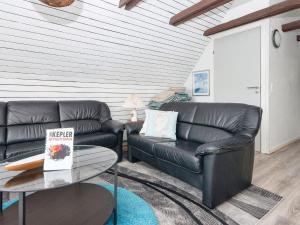 6 person holiday home in Ebeltoft