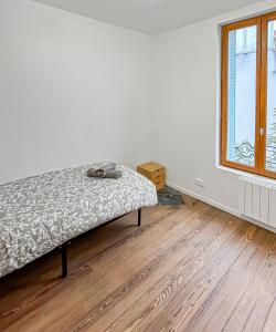 Maisons de vacances Maison Atypique acces direct Paris, Cuisine design : photos des chambres