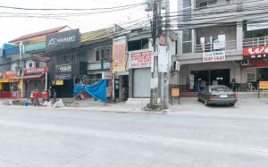 RedDoorz @ Jolly Orange Paranaque